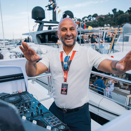 Tony R - 80's & RnB Mix up!!