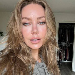 Dena Smith