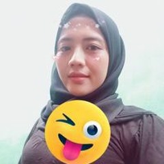 Putri Uding