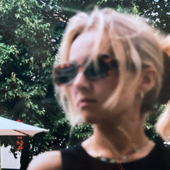 paula.angel