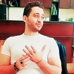 كل القلوب إلى الحبيب تميلُ