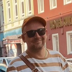 DR. BlÜMli