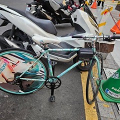 깝치지마