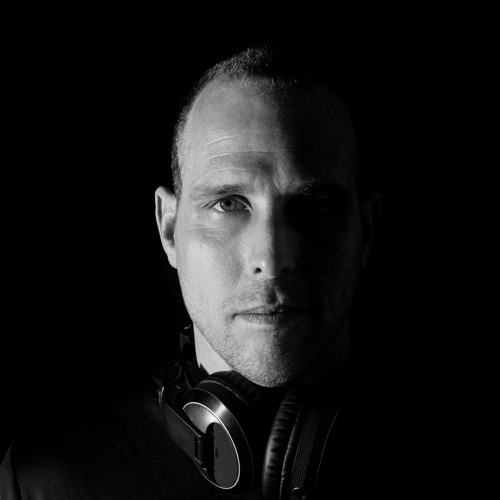 Carl Hanaghan, Roland Clark - Strings of Love is House(Ivo Pedazo vocal edit) FREE DOWNLOAD