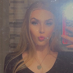 blondee.babee