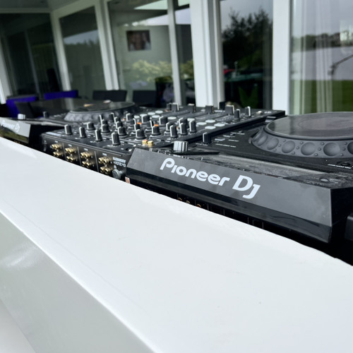 TechnojoY02 25