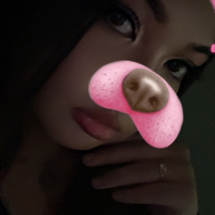 ℒ𝒾𝓋𝓋𝓎 ღ