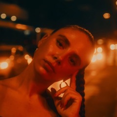 QUEENYY