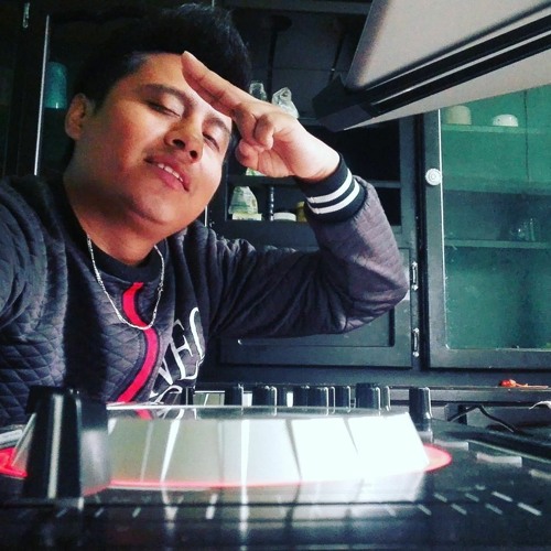 Dj Uri Official — artist photo