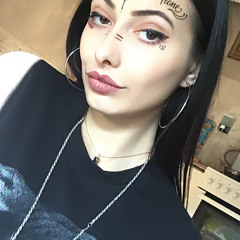 Настя Максимова