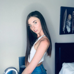 𝓀𝓇𝒾𝓈𝓉𝒾𝓃𝒶