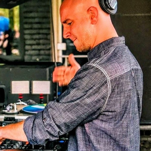 DJ Adam Charles’s avatar
