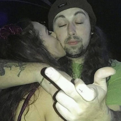 dee