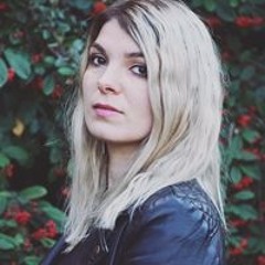 Kelli D Warren