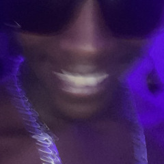 😈
