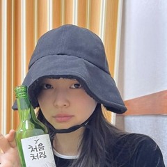Jennie Kim step on me:)