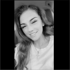 hannahlouisee