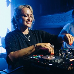 DJ TINA_IT