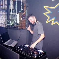 DJ ChrisTonight