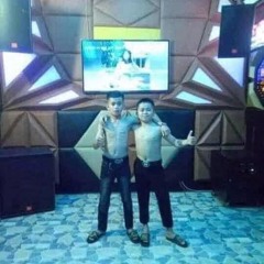khó vẽ nụ cười