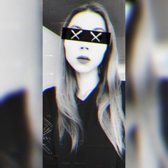 Marie_loves_dark_techno