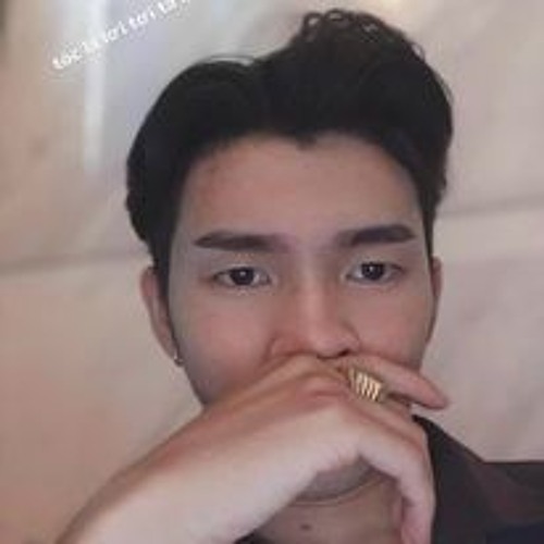 Tự Mình Thành Kẻ Đáng Thương