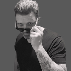 DJ Maxx