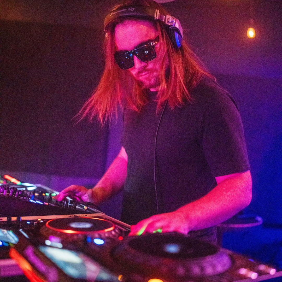 Stream DARKSIDE music | Listen to songs, albums, playlists
