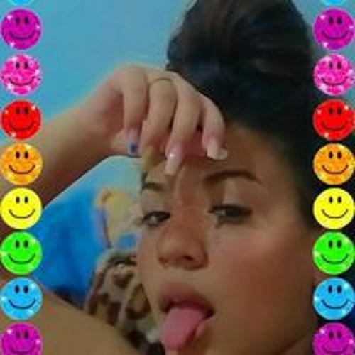 Agatha Santos’s avatar