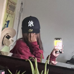 ...eww_its_._gigi
