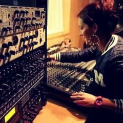 Lvofficial - Phia productions