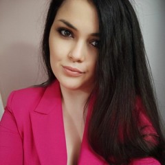Klaudia J.