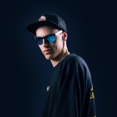 Daniel Holguin DJ