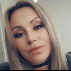 Lyndsay ryan.