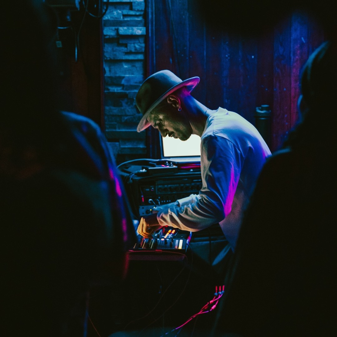 Stream ROOK music | Listen to songs, albums, playlists for free on
