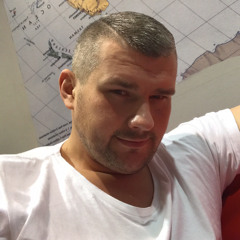 michal.burkat@vp.pl