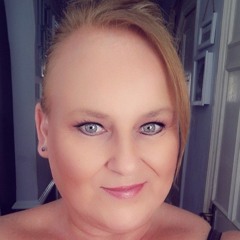 Julie_69