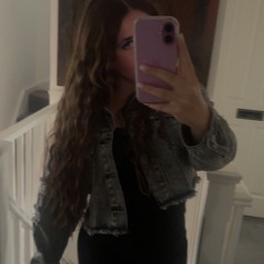 𝐥𝐞𝐱𝐢𝐞-𝐣𝐚𝐲𝐧𝐞