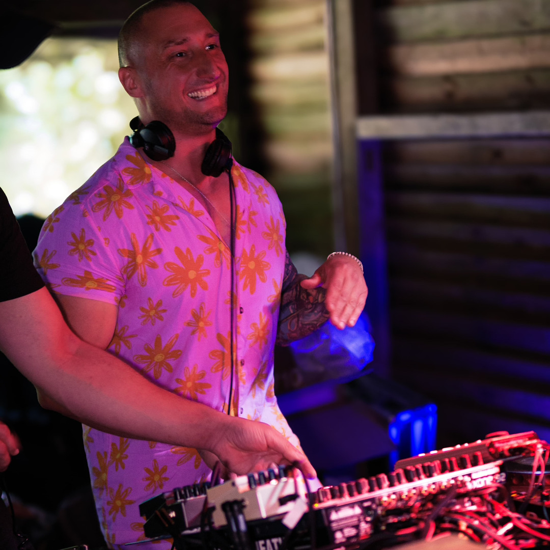 Stream Benoit music | Listen to songs, albums, playlists for  display picture 3