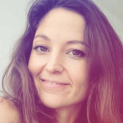 Julie Yogi