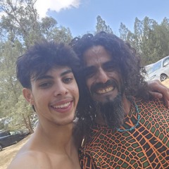 🕉