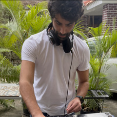 Samuel Castellanos 8