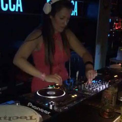 Dj eLLe (Leila)