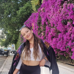 𝓛𝓾𝔃𝓲𝓮💜