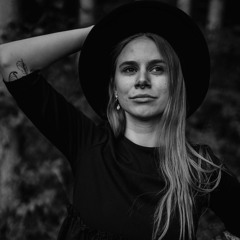 Celina Mayr