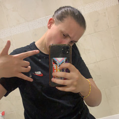 Chloe👩🏻‍❤️‍💋‍👩🏽