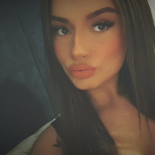 Stream savannahhlaurenn music | Listen to songs, albums, playlists for ...