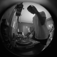 DJ Mazr00