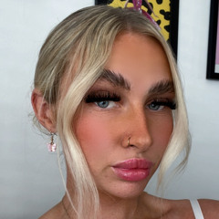 emilymacx
