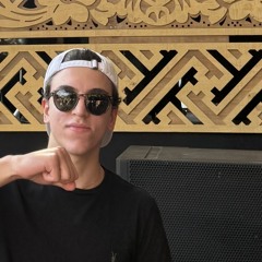 ‎Chris Rodriguez